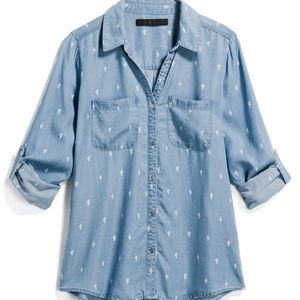 TINSEL Floid Chambray Top